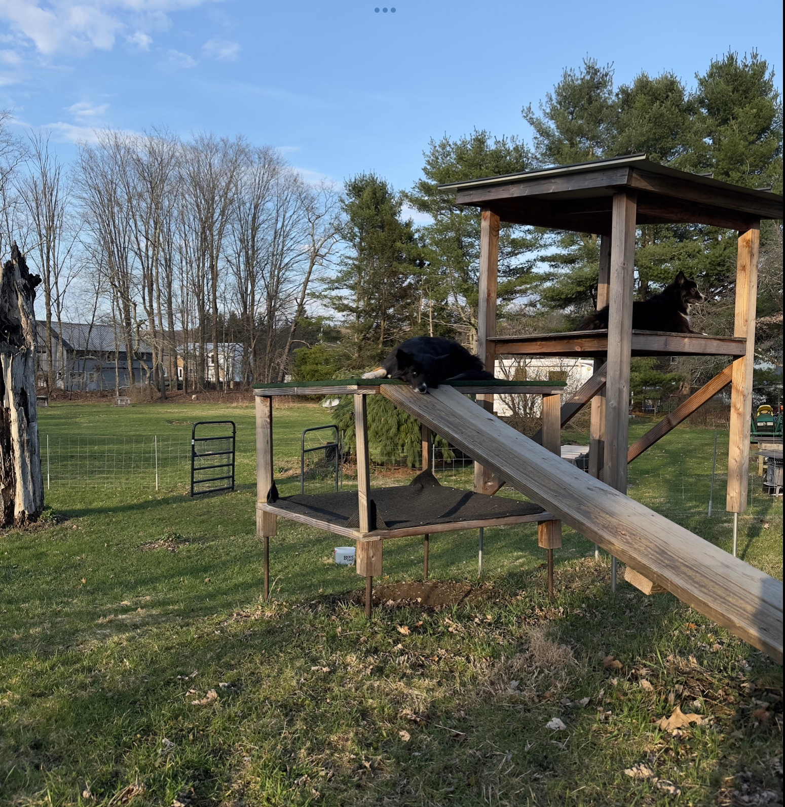 Double 36” swinging gate - Allows for ride on mowers access Double 36” swinging gate - Allows for ride on mowers access